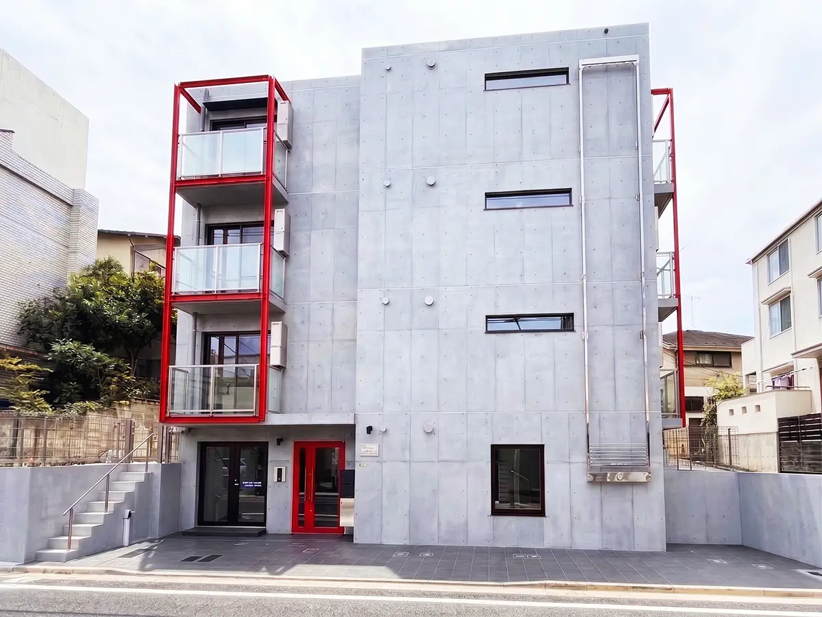 HOUSING STAGE DAITA
